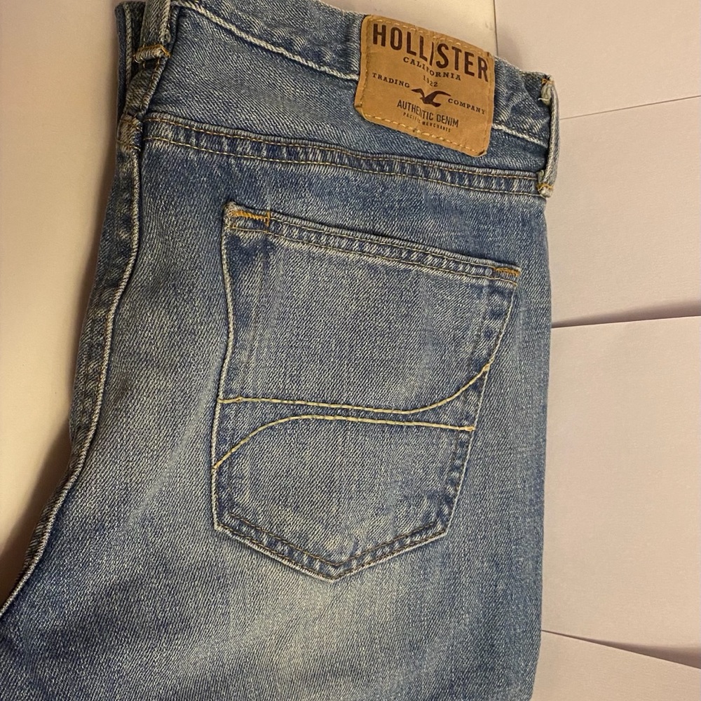Hollister Button Jeans size 32 x 30